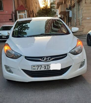 böyülər üçün maşın: Hyundai Elantra: 1.8 l | 2013 il Sedan