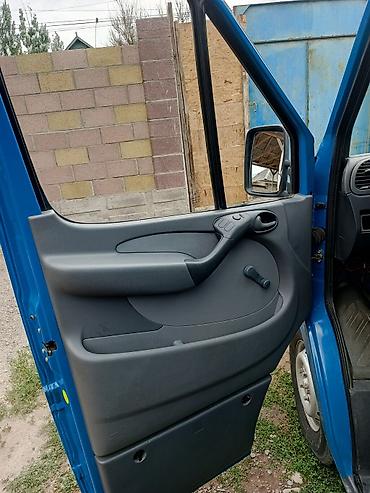 Легкий грузовой транспорт: Легкий грузовик, Mercedes-Benz, Стандарт, Б/у — 7