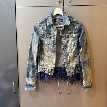 zimsko odelo: Teksas jakna Capitto Jeans Nosena,ali se moze jos nositi Super