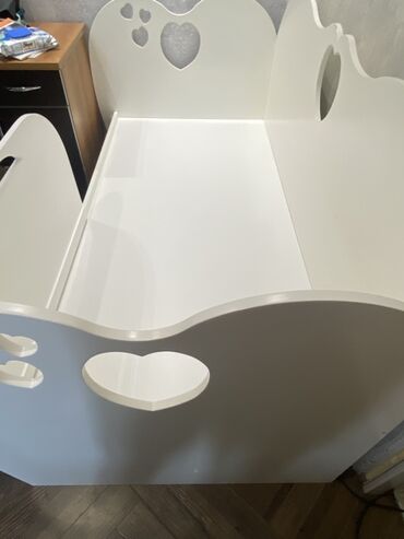 Yataq otağı dəstləri: Uşaq üçün funksional ağ çarpayı - Material: möhkəm MDF/şpon lövhə, ağ — 1