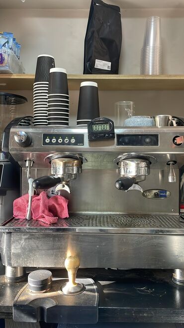 кофеварка с капсулами: Кофеварка, кофемашина, Б/у, Бесплатная доставка