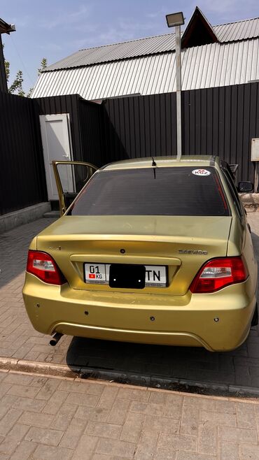 запчасть на мерс 814: Daewoo Nexia: 2010 г., 1.5 л, Механика, Бензин, Седан