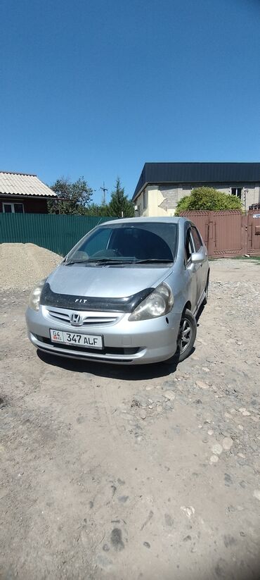 тайота ист машина: Honda Fit: 2001 г., 1.3 л, Автоматтык, Бензин, Седан