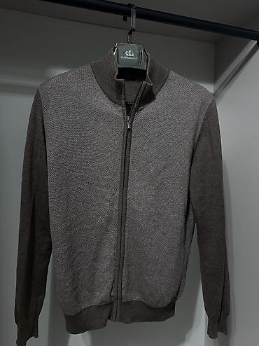 Толстовки: Продаю вещи в люксовом качестве За ценами и размерами пишите а — 9