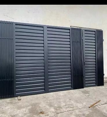 Распашные ворота: Металлические въездные ворота с калиткой. - Материал: сталь/металл — 20