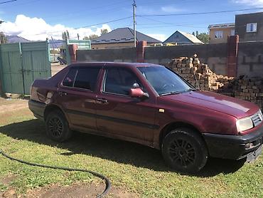 Продажа авто: Volkswagen Vento: 1992 г., 1.8 л, Механика, Бензин, Седан — 4