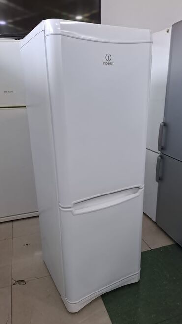 Блендеры: 2 двери Indesit Холодильник Продажа, цвет - Белый