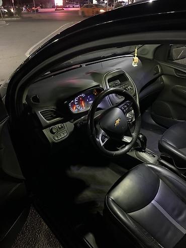 Chevrolet: Chevrolet Spark: 2019 г., 1 л, Вариатор, Бензин, Хэтчбэк — 9