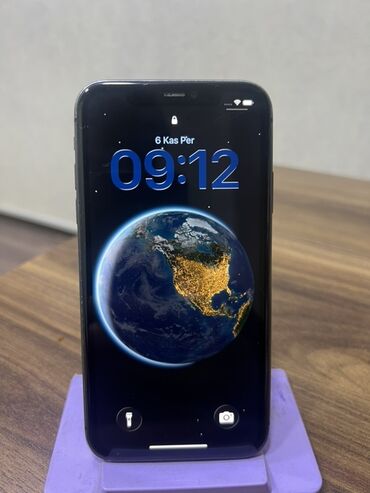 телефон сотовый флай кнопочный: IPhone 11, Black Titanium, Face ID