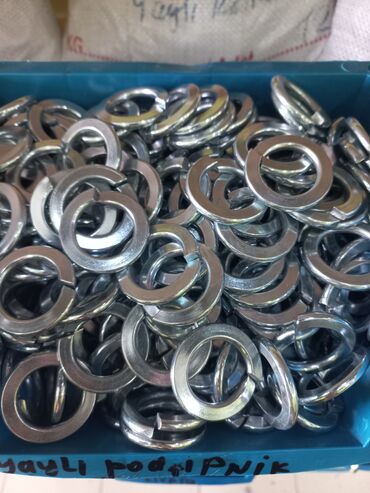 Qaykalar: Metiz və bərkidici məhsulların geniş seçimi Məhsul çeşidləri: - — 31