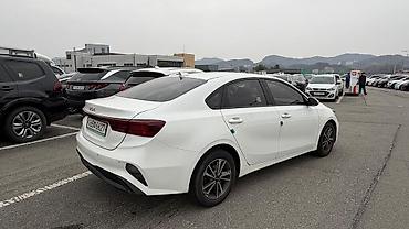 Kia: Kia K3: 2022 г., Седан at lalafo.kg — 12 Kia: Kia K3: 2022 г., Седан — 12