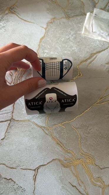 Manikür, pedikür aparatları: Manikür üçün avadanlıq dəsti tək tək də satılır hər biri Tərkib: - — 6