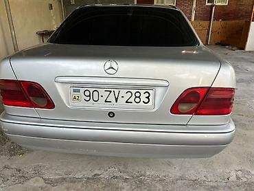 bugatti eb 112 6 mt: Mercedes-Benz E-Class (W210) sedan - Gövdə: 4 qapılı sedan, gümüşü — 7