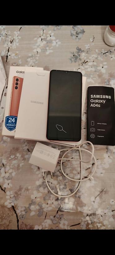 atv smart tv: Samsung Galaxy A04s, rəng - Qızılı, Barmaq izi — 1