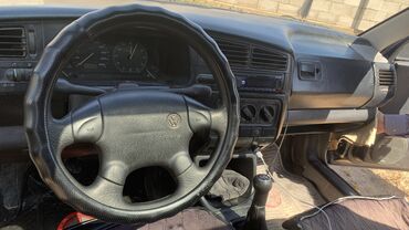 обменять автомобиль с доплатой: Volkswagen Golf: 1991 г., 1.8 л, Механика, Бензин, Хэтчбэк