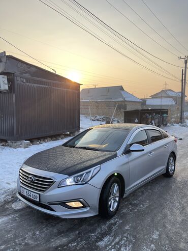 Hyundai: HUNDAI sonata 2016 
Без влажение