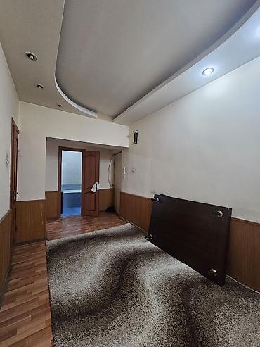 Продажа квартир: 2 комнаты, 79 м², Индивидуалка, 5 этаж, Старый ремонт at lalafo.kg — 11 Продажа квартир: 2 комнаты, 79 м², Индивидуалка, 5 этаж, Старый ремонт — 11