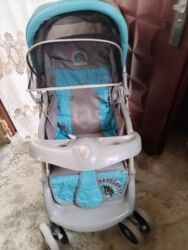 Gəzinti arabaları: Klassik gəzinti arabası, İşlənmiş, Cins: Oğlan, Yaş: 12-18 ay, Ünvandan götürmə