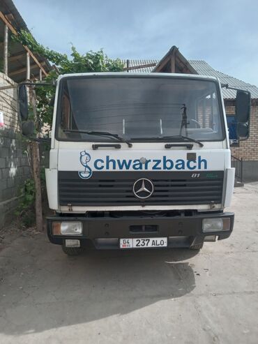 Коммерческий транспорт: Грузовик, Mercedes-Benz