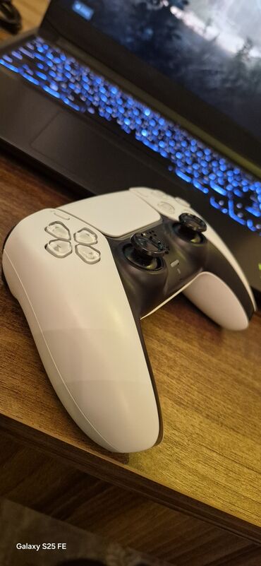 ütü ikinci el: Sony PlayStation 5 DualSense simsiz oyun pultu,təkcə analogum