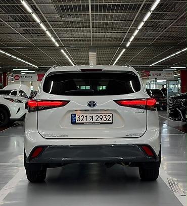 2023: Toyota Highlander: 2023 г., Гибрид, Кроссовер — 4