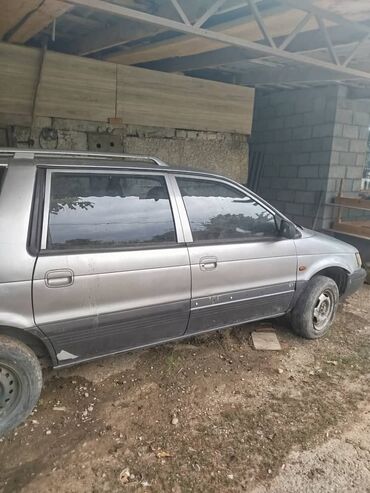 садовый измелчитель: Минивэн Mitsubishi. 1992 г. объем 1.8. бензин. КПП механика. Ходовой