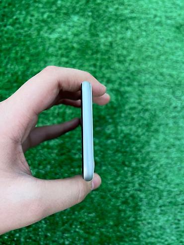 Apple iPhone: IPhone SE 2020, 64 GB, Ağ — 8