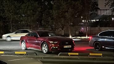 toyota cube: Ford Mustang: 2017 г., 3.7 л, Автомат, Бензин, Купе — 7