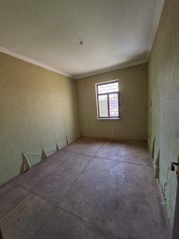 Bağ evlərinin satışı: Satılır: həyətyanı sahəsi olan yarımçıq tikili və həyət evi. Albalı — 4