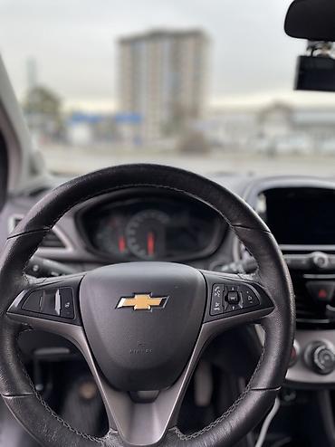 Chevrolet: Chevrolet Spark: 2021 г., 1 л, Вариатор, Бензин, Хэтчбэк — 19