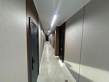 Продажа офисов: Продажа офисов 60 м², С ремонтом, Без мебели, Бизнес центр, 1 этаж — 4