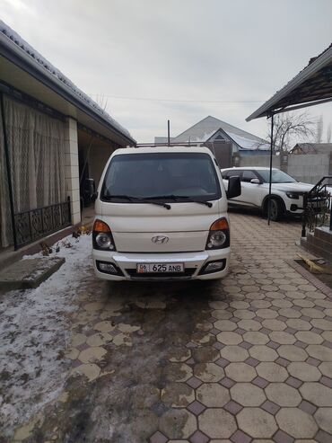 хундай машина: Hyundai Porter: 2017 г., 2.5 л, Механика, Дизель