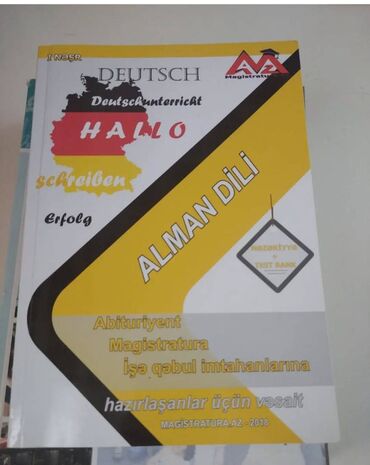 Bədii ədəbiyyat: Herbiri 5 AZN — 7