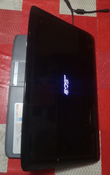 Acer: 4 GB OZU, 15.6 "