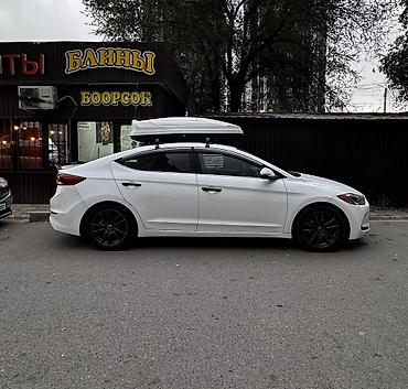 Продажа авто: Hyundai Elantra: 2017 г., 2 л, Автомат, Бензин, Седан — 7