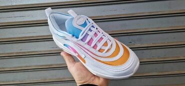 niske farmerke: Nike, 38, color - Multicolored