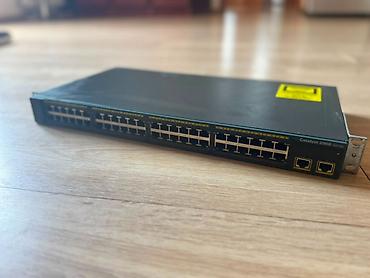 wi fi modem: Cisco Catalyst 2960 və Edge-Core ECS3510-28T Managed Network — 3