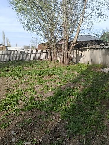Продажа коттеджей и домов: Продаётся дом с двором и хозпостройками. - Кирпичный забор по — 6