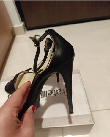 ysl kais zenski: Sandale, Fratelli Babb, 38