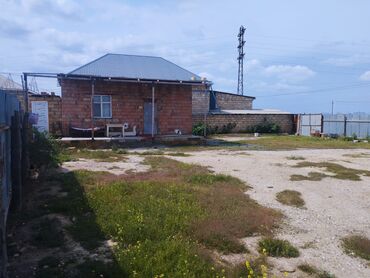 Uzunmüddətli kirayə mənzillər: Şirvan şəhəri .Maşurt xəttinə cəmi 2 dəqiqəlik məsafədə, sakit və — 10