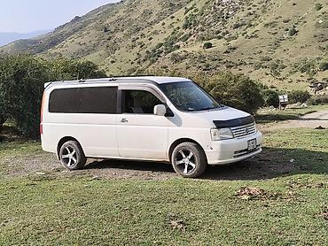 Honda: Honda Stepwgn: 2001 г., Минивэн — 8