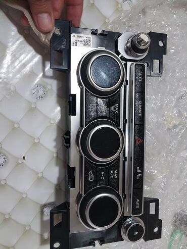 запчасти тойота прадо 120: Land Rover 2013, Б/у