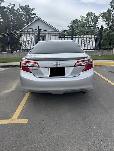 2 8: Toyota Camry: 2014 г., 2.5 л, Автомат, Бензин, Седан — 4