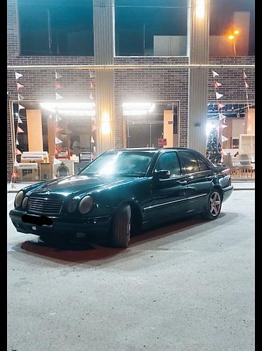 mersedes g 63: Mercedes-Benz E-Class W210 sedan - Kuzov: sedan, qara - Mühərrik — 1