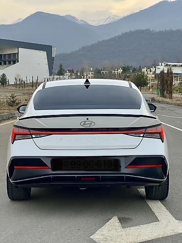 elantra bamper: Hyundai Elantra: 1.6 l | 2024 il Sedan — 4