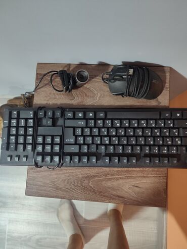 компьютерные мыши upcase: Клавиатура, Зымдуу туташтыруу, Өлчөмү: 100%