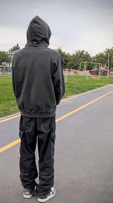 джинсы mavi: Уни худи с капюшоном, графитово‑черного цвета с эффектом — 3