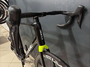 Şosse velosipedləri: CUBE karbon yol velosipedi - Çərçivə və çəngəl: yüngül karbon — 8