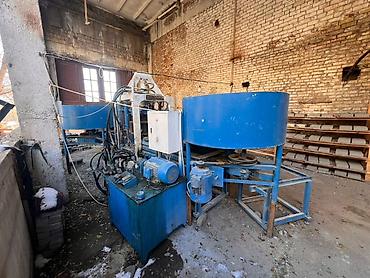 Другое оборудование для производства стройматериалов: Вибропресс линия для производства стеновых материалов Комплект — 4