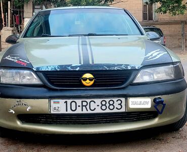 kredit maqintafon v Azərbaycan | Maqnitolalar: Opel Vectra: 2 l. | 1997 il | 421000 km. | Sedan